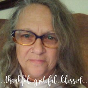 Meet your Posher, Lynette